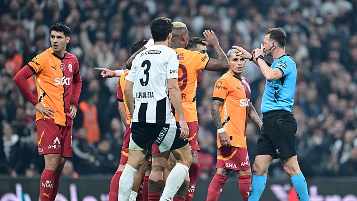 Galatasaray'da yıldız ismin bileti kesildi! Yönetim "kal" demeyecek