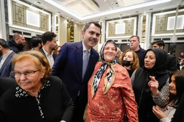 cumhur-ittifakinin-ibb-adayi-murat-kurum-mujdeyi-verdi-istanbulumuzu-guvenli-huzurlu-direncli-bir-sehir-haline-1710789254471.jpg Cumhur İttifakı'nın İBB adayı Murat Kurum müjdeleri sıraladı: İstanbul’umuzu güvenli, huzurlu, dirençli bir şehir haline getireceğiz