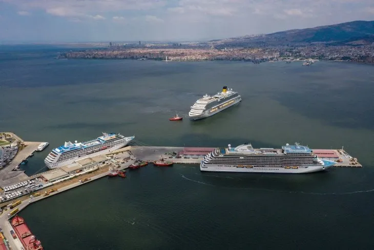 Ayda 40 bin turisti İstanbul’a getiriyor! Dev kruvaziyer gemisinden ekonomiye büyük katkı