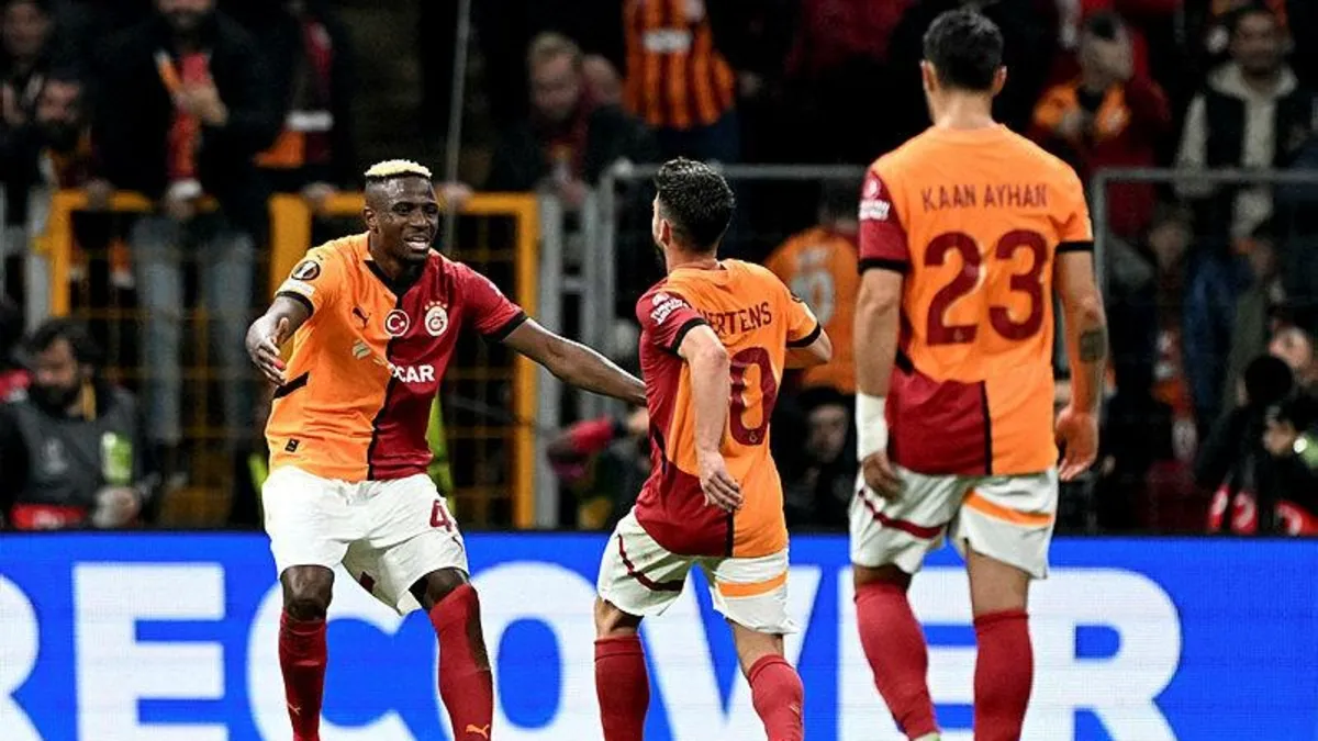 Galatasaray - Tottenham maçı sonrası flaş yorum: Çimlere gömdü