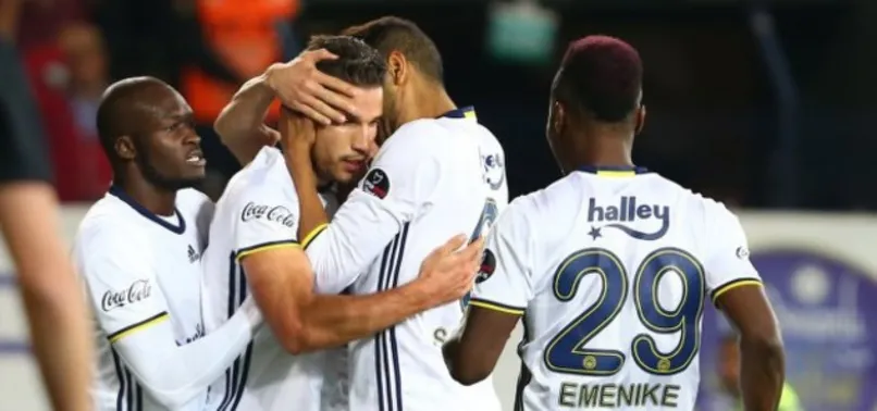 Robin van Persie suskunluğunu bozdu