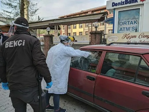Rize’nin Kalkandere ilçesi coronavirüs nedeniyle karantinaya alındı - 3