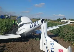 Çataca'da eğitim uçağı acil iniş yaptı! Öğrenci pilot yaralandı