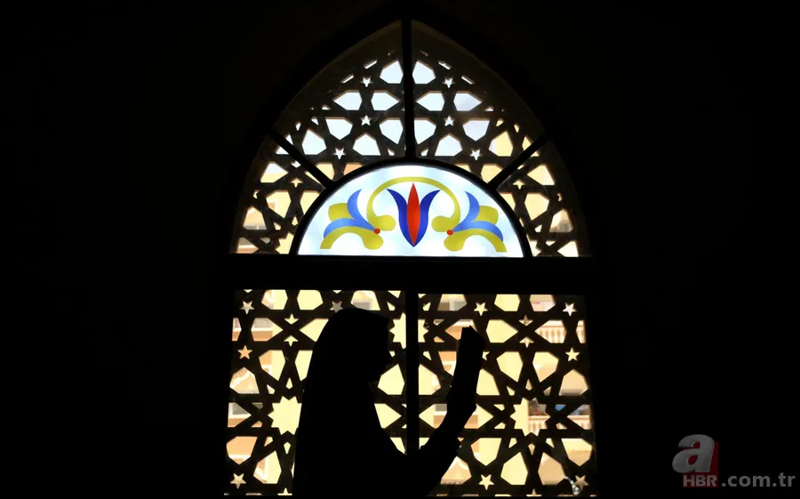 AREFE günü çekilecek tesbihler | 2025 Kurban Bayramı arifesinde çekilmesi faziletli zikirler 3