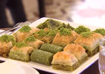 Merdiven altı tatlıya dikkat! Tehlike saçıyorlar | Hileli baklava nasıl anlaşılır?