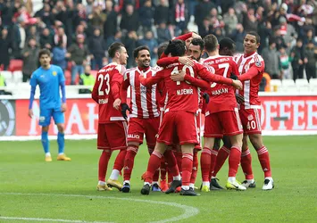 Sivasspor, Ankaragücü'nü 4-0 mağlup etti