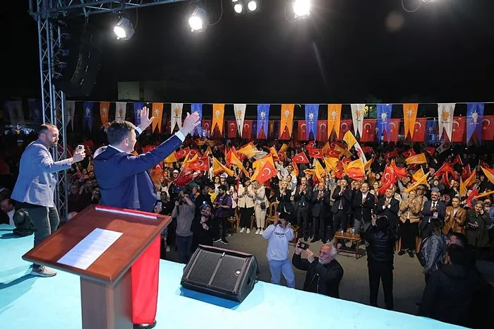 hamza-dag-heyecanimi-tum-izmirle-paylasacagim-1711667254502.jpeg Cumhur İttifakı'nın İzmir Büyükşehir Belediye Başkan Adayı Hamza Dağ'dan net mesaj: Sorunlara anlık değil sürdürülebilir çözümler üreteceğiz