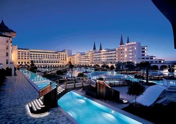 Otellerde tasarruf dönemi başlıyor | Tabaklar küçülecek ve ilk hedef yüzde 30’luk tasarruf