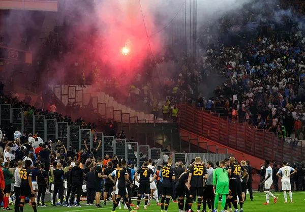 marsilya-gs-maci-iptal-mi-marsilya-galatasaray-maci-iptal-oldu-mu-1633031720411.jpg Marsilya GS maçı iptal mi? Marsilya Galatasaray maçı iptal oldu mu? - 1