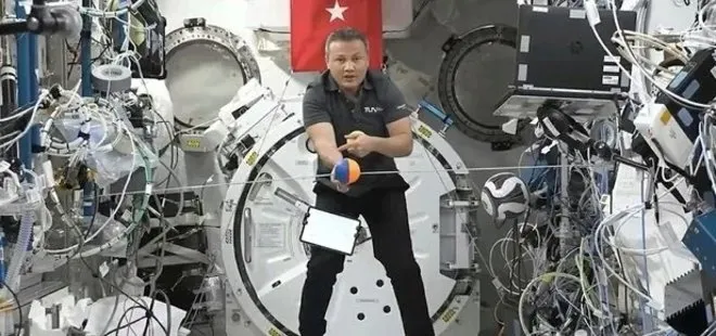 Türkiye’nin ilk astronotu Alper Gezeravcı’dan mikro yer çekimi ortamında deney