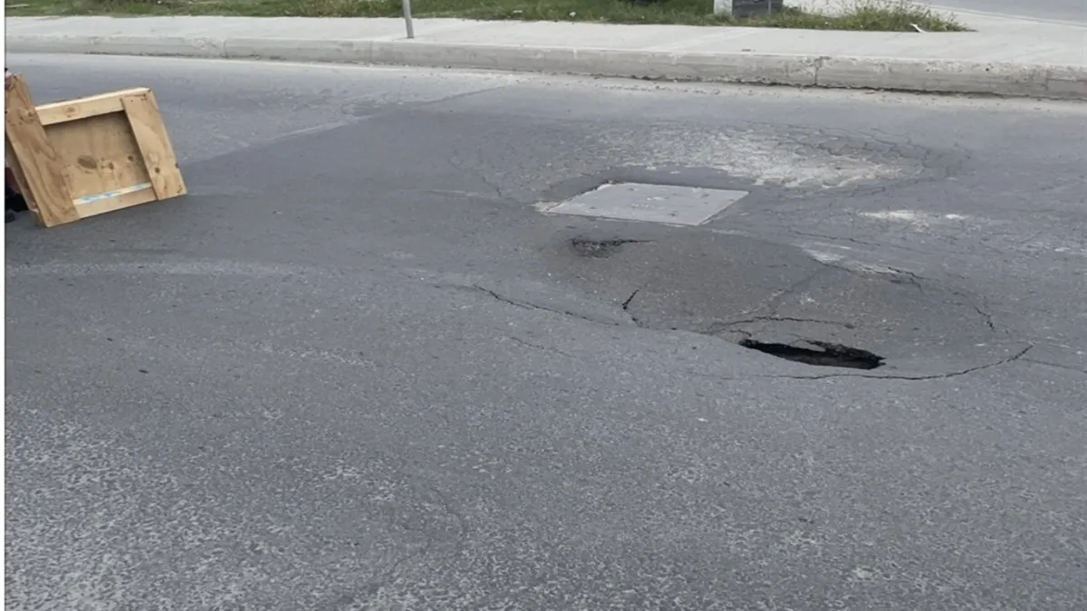 Kağıthane’de yol çöktü: Zabıta ekibi önlem aldı