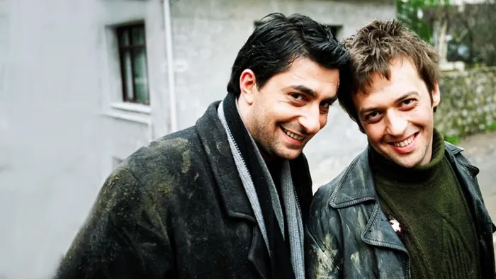 Ünlü oyuncu kötü haber: Hastaneye kaldırıldı | Erkan Petekkaya kimdir? Sağlık durumu nasıl?