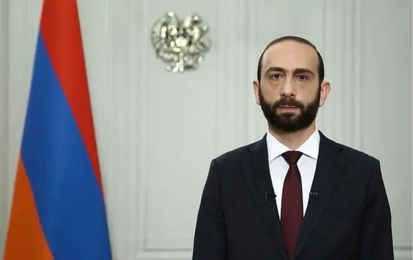 bakan-hakan-fidan-ermenistan-disisleri-bakani-mirzoyan-ile-telefonda-gorustu-1695829872209.jpg Bakan Hakan Fidan Ermenistan Dışişleri Bakanı Mirzoyan ile telefonda görüştü - 2