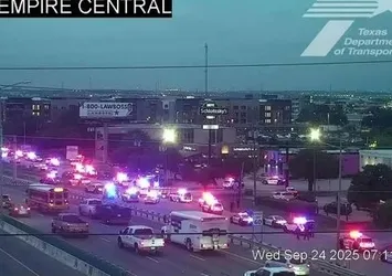 ABD Dallas'ta göçmenlik merkezine silahlı saldırı: Ölü ve yaralılar var