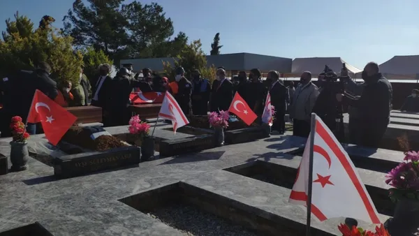 AK Parti’den Kıbrıs Rum Kesimi’nin EOKA terör örgütünü anan pul bastırmasına sert tepki: Kıbrıs Türkleri’ni acımasızca öldüren bu terör örgütü ancak lanetle anılabilir