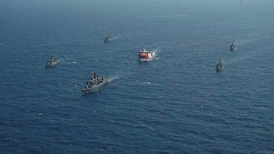 Oruç Reis'e yaklaşmaya çalışan Yunanistan boyunun ölçüsünü aldı! Hezimet sonrası ağızlarını bıçak açmıyor