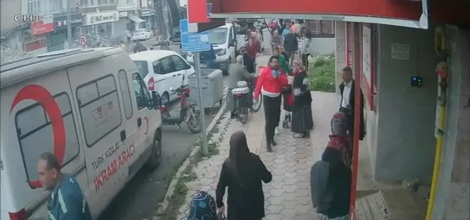 İskenderun’da yemek dağıtan Türk Kızılay personeline saldırı