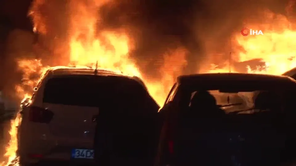 İstanbul Fatih’te korku dolu anlar! Vatandaşlar sokağa döküldü |Video
