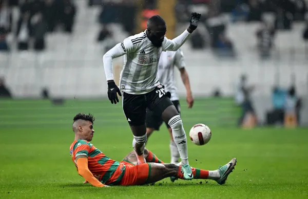 Beşiktaş Alanyaspor’a 3-1 mağlup oldu! Kartal evinde ağır yaralı