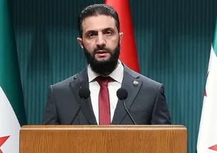 Suriye lideri Ahmed Şara'ya yönelik suikast iddialarına yalanlama! Markette alışveriş yaparken görüntülendi