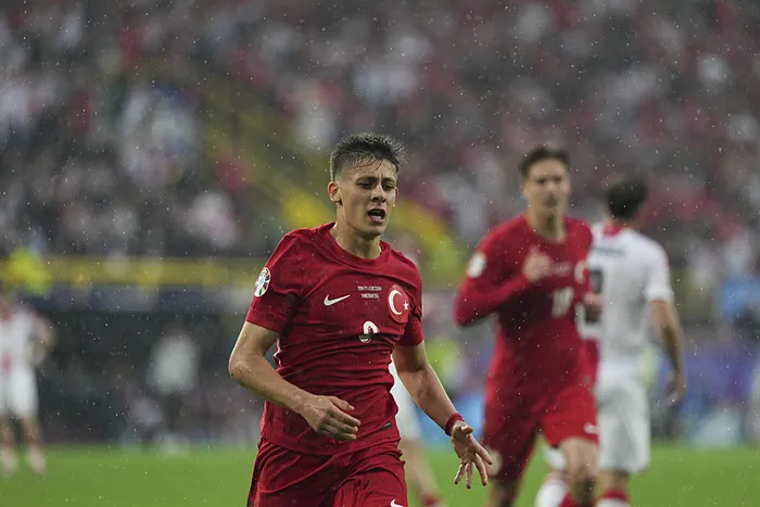 Kylian Mbappe’den flaş Arda Güler yorumu: Onu pek tanımıyorum ama... | Tüm Real Madrid takımı maçını izledi