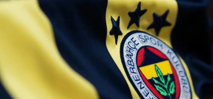 Deniz Türüç resmen Fenerbahçe'de