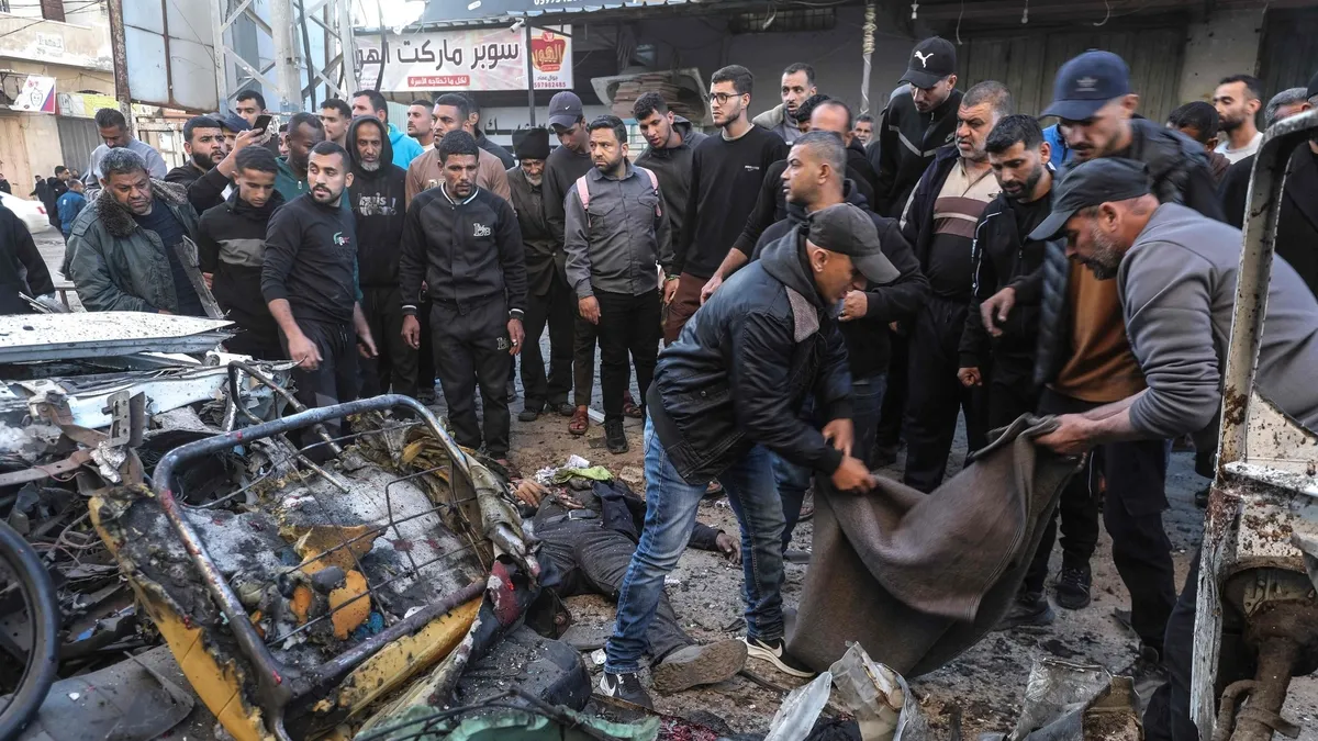 İsrail Gazze'de 4 Filistinliyi katletti