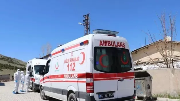 Van'ın Saray ilçesindeki 4 mahallede okullar koronavirüsten 10 gün tatil edildi! - 1