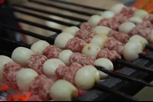 Tarihi Germuş Kilisesi'nde mangal yakıp kebap yapan Yusuf Can Güçtekin kendini böyle savundu - 5