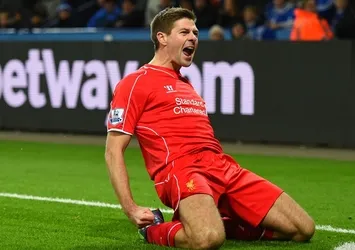 Steven Gerrard, Rangers'la anlaştı