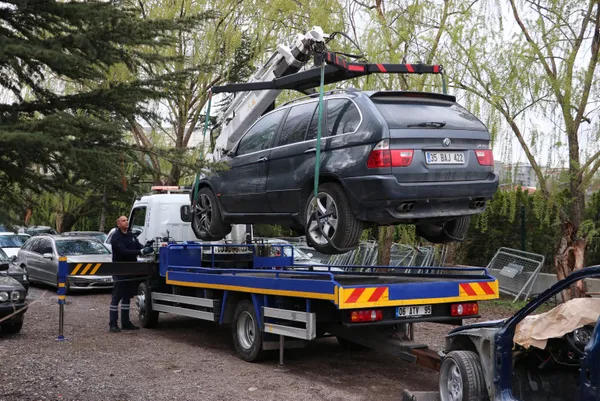 45 ilde "kontak" operasyonu! Onlarca otomobile el konuldu - 3