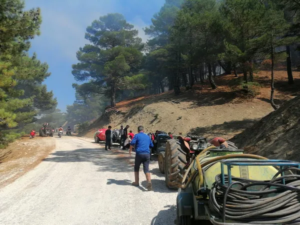 Antalya'da orman yangını: Havadan ve karadan müdahale ediliyor - 2