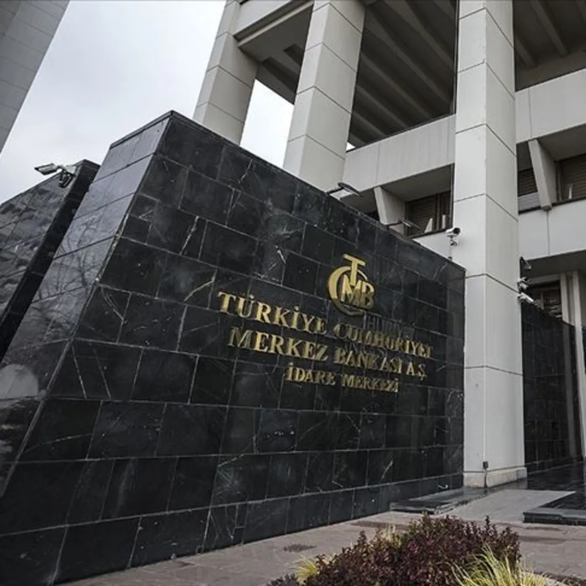 Merkez Bankası rezervleri 165,5 milyar dolar oldu