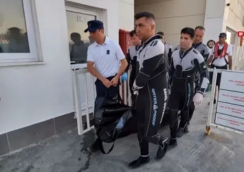 Aydın'da korkunç olay! 3 çocuk babasının cesedi denizde boynuna taş bağlı halde bulundu