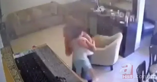 Lübnan Beyrut'taki patlamada şok dalgası gücü böyle görüntülendi! İşte patlama anında farklı yerlerde yaşananlar 16