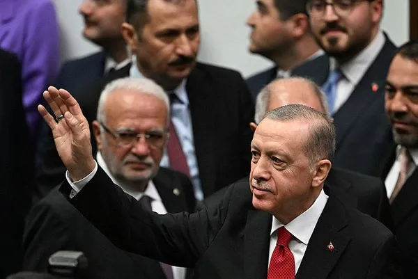 baskan-erdogandan-ak-parti-grup-toplantisinda-onemli-mesajlar-1701251020445.jpeg