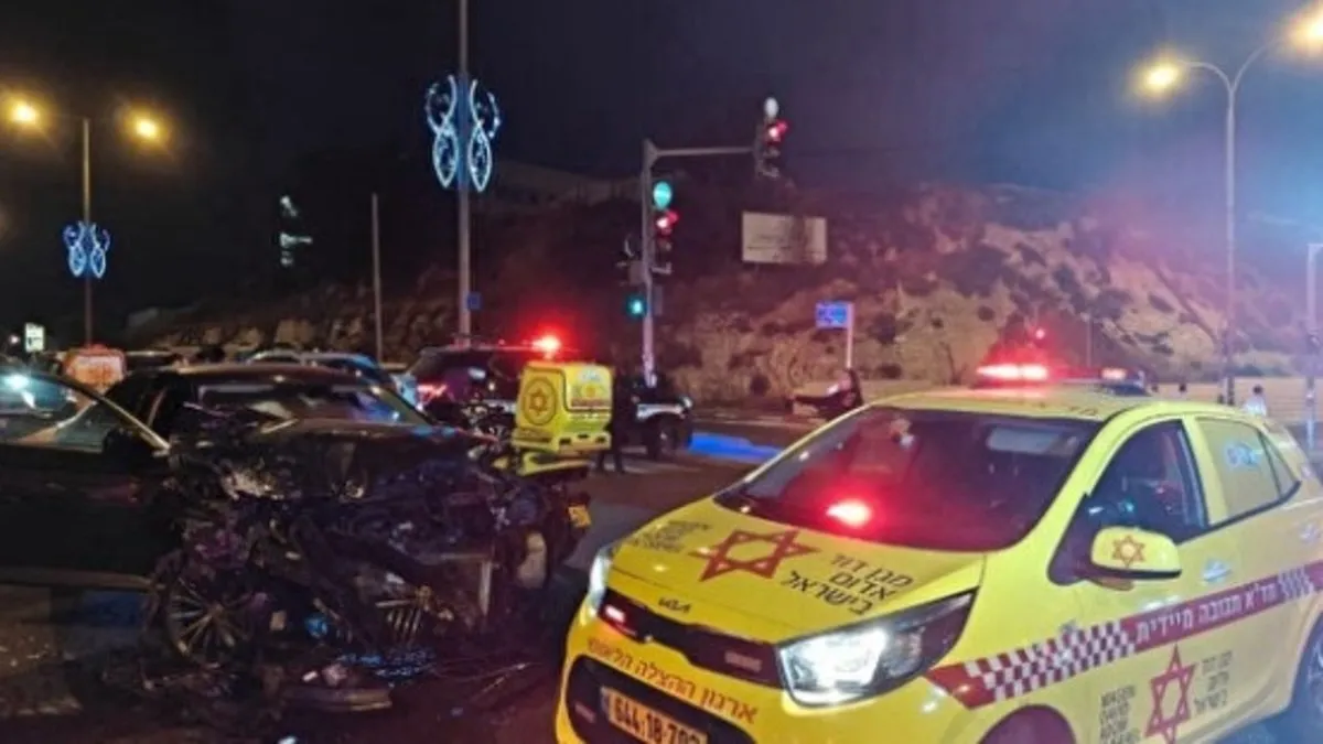 48 saatte iki İsrailli bakan kaza geçirdi! İsrailli bakanın aracı Kudüs'te kaza yaptı! İşgalci eğitim bakanının babası ağır yaralandı