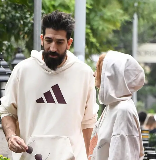 nilperi-sahinkayadan-meslektaslarina-burak-deniz-tepkisi-1664862094584.jpeg Nilperi Şahinkaya'dan meslektaşlarına Burak Deniz tepkisi - 1