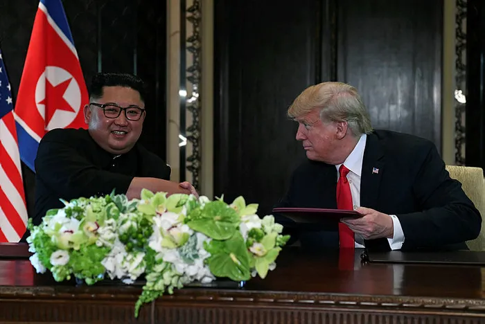 Trump ve Kim'den Singapur'da tarihi imza! Trump'tan flaş açıklamalar... - 2