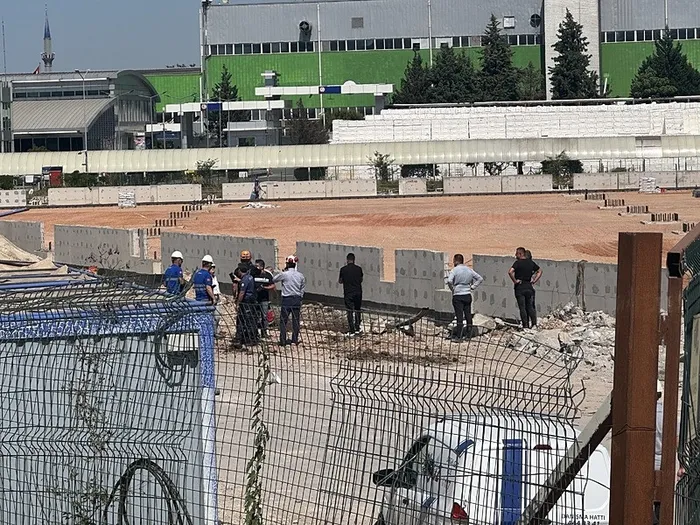 1750667641533.jpeg Kocaeli'de doğal gaz paniği! Boru hattı delindi - 1