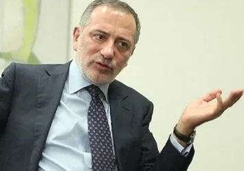 Fatih Altaylı yine yalan söyledi! Üst düzey yöneticileriniz 17-25 Aralık yargı darbe girişiminden neden tutuklu?