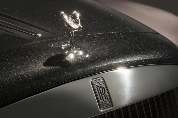 Rolls-Royce'dan dünyada bir ilk! Elmas kaplamalı boya - 2