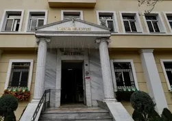 Bornova’da hafriyat vurgunu! İstanbul’da villa İzmir’de külçe altın