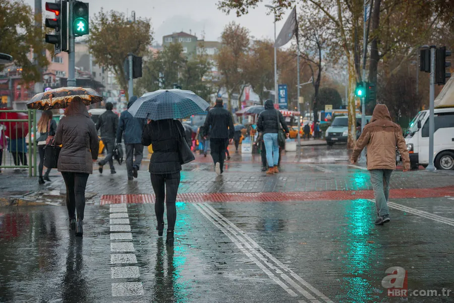 İSTANBUL HAVA DURUMU: 11-12-13-14-15 Ağustos İstanbul'da hava nasıl olacak? Dolu yağışı, hortum uyarısı... 7