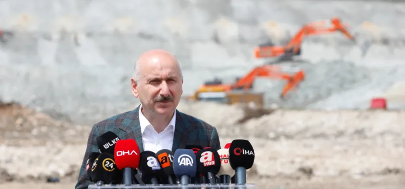 Bakan Karaismailoğlu'ndan 'Kanal İstanbul' açıklaması: Boğazdan 13 kat daha güvenli
