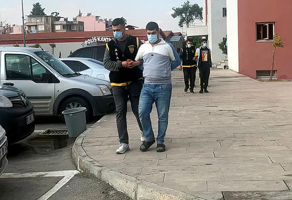 Kendilerini emniyet müdürü olarak tanıtıp dolandırıcılık yaptılar! 500 bin TL'lik vurgun - 4