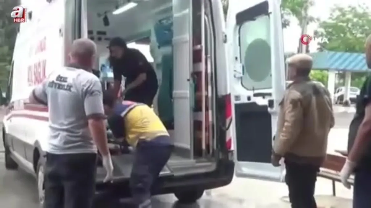 Çanakkale'de otomobil ile motosiklet çarpıştı: 4 yaralı