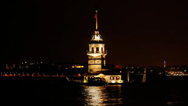 1626549343174.jpg Canlı müzik kısıtlaması kalkacak mı? Kız Kulesi ve Galata Kulesi'ne ilişkin yeni karar! - 8