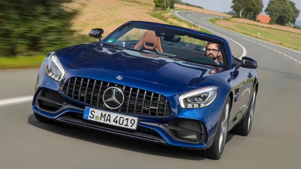 2017 Mercedes-Benz AMG GT Roadster