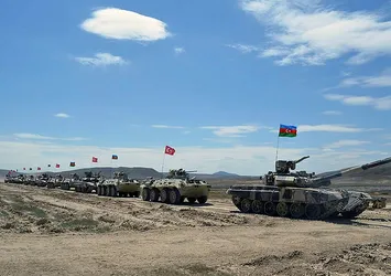 Türkiye ve Azerbaycan’dan gövde gösterisi!